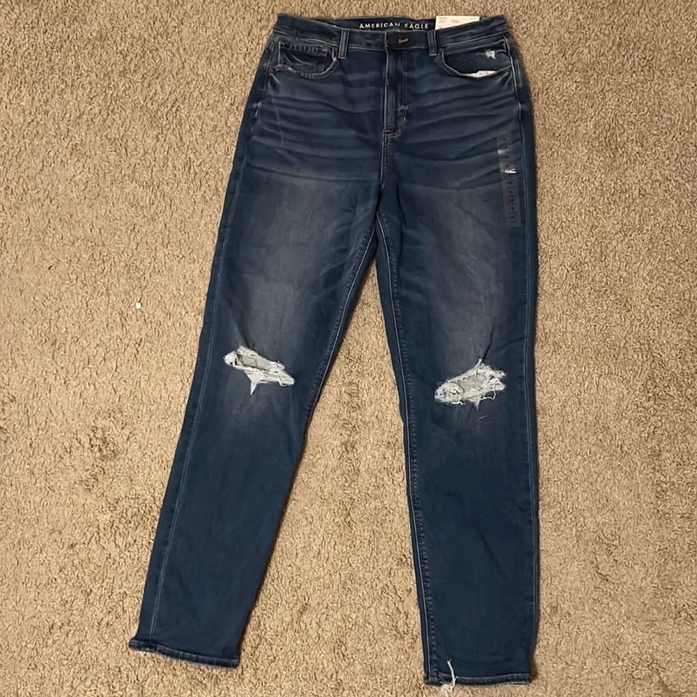 American Eagle Mom Jeans